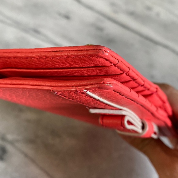 Kate Spade bifold wallet - Picture 5 of 6